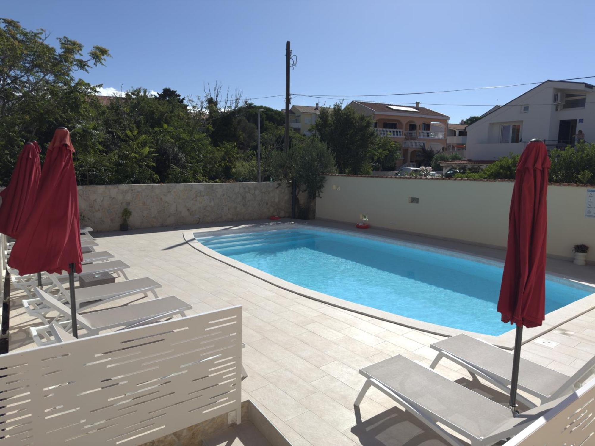 Apartmani Lovren Novalja Exterior foto