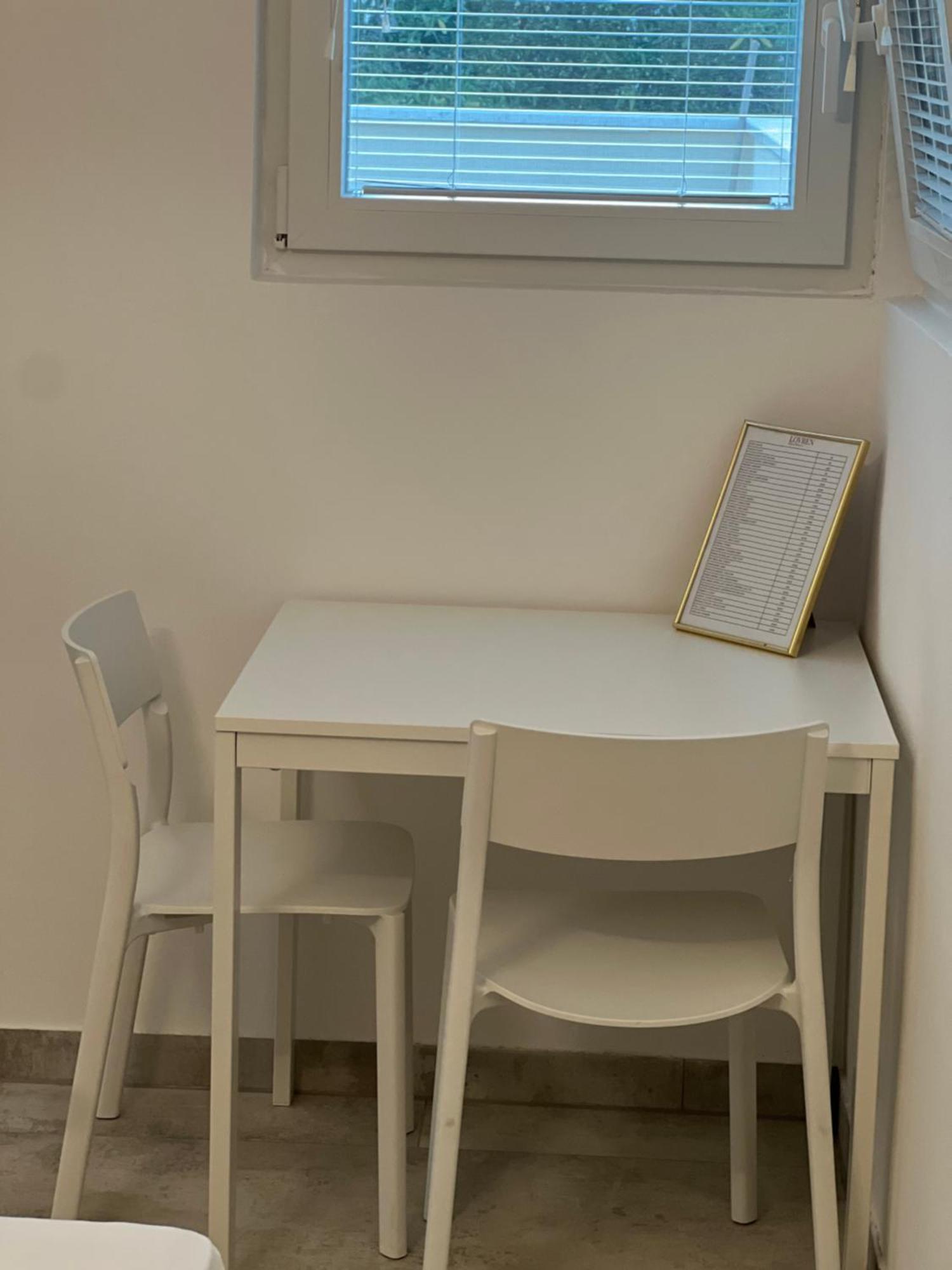Apartmani Lovren Novalja Exterior foto
